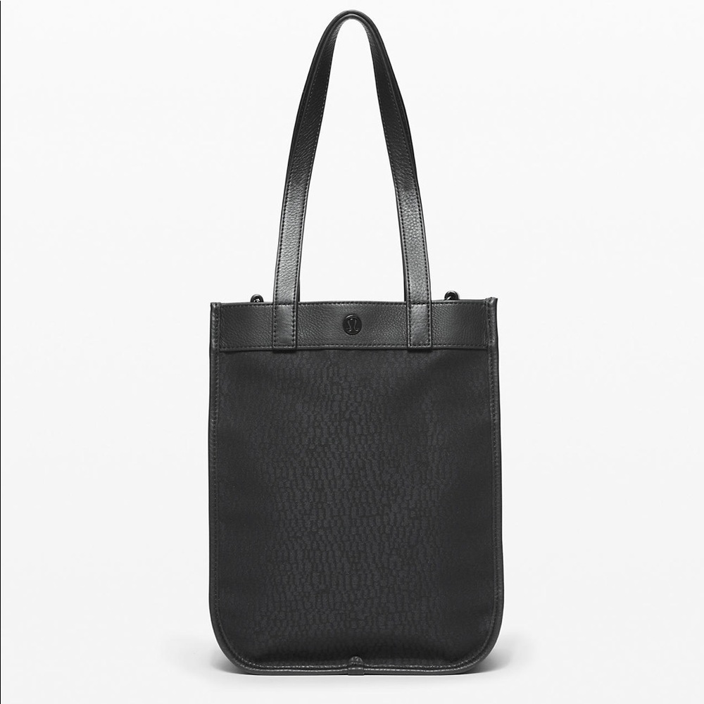 Lululemon - Now and Always Tote Mini *8L - Picture 1 of 2